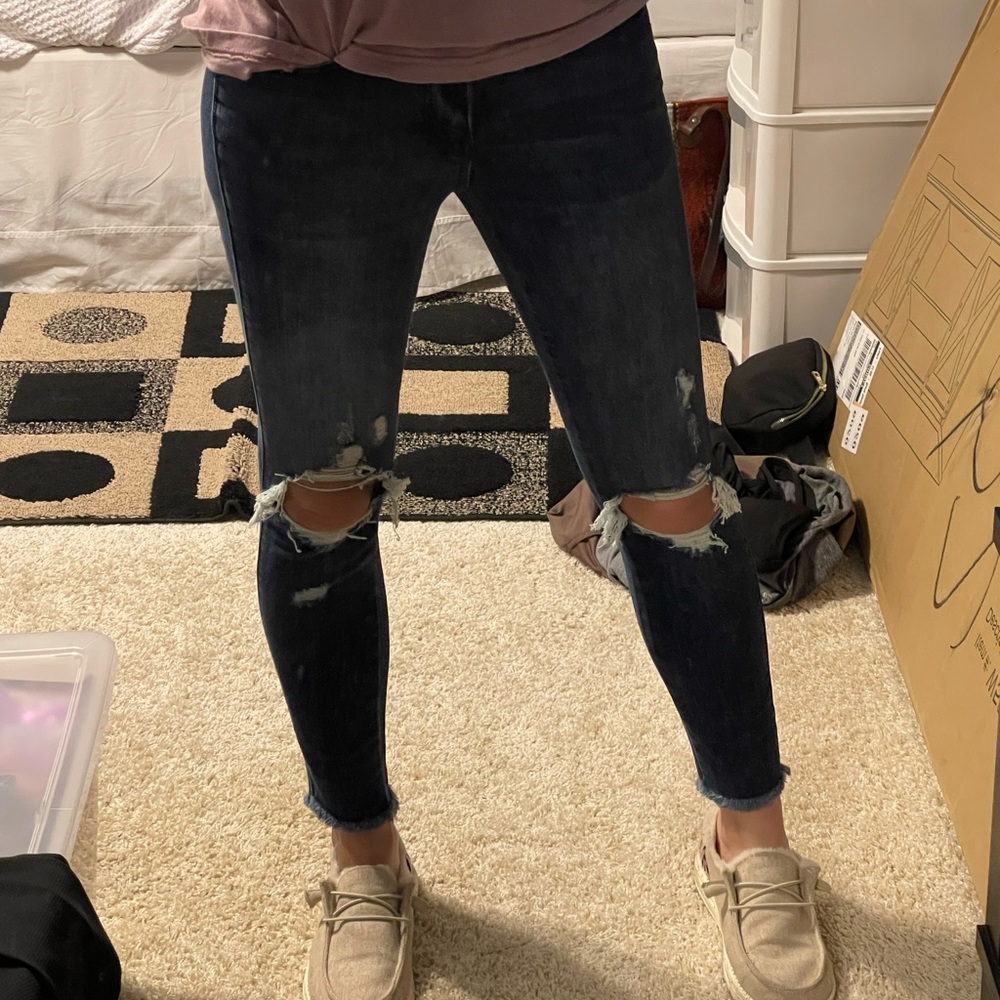 Jeans from Abercrombie! I love them so much but they don’t fit me anymore.